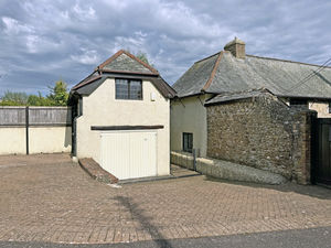 Photo 32- click for photo gallery